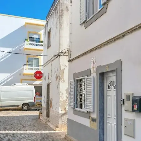 Komfortables Haus Mit Sonnenterrassen & Meerblick Prázdninový dům *