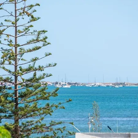 Holiday home Komfortables Haus Mit Sonnenterrassen & Meerblick Olhao